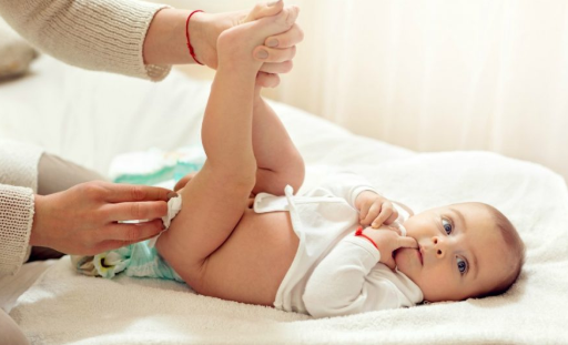 Các bệnh thường gặp ở trẻ sơ sinh và cách xử lý đúng