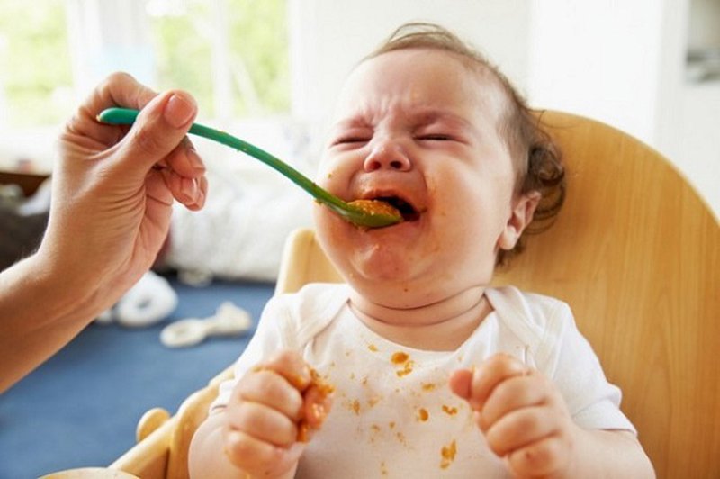 Khi trẻ biếng ăn tâm lý phải làm sao để giúp con ngon miệng