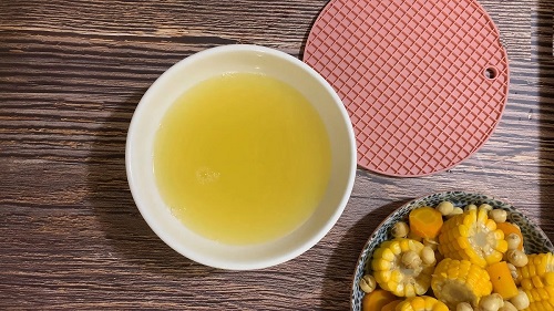 Nước dashi là gì? Gợi ý cách nấu nước dashi cho bé ăn bột