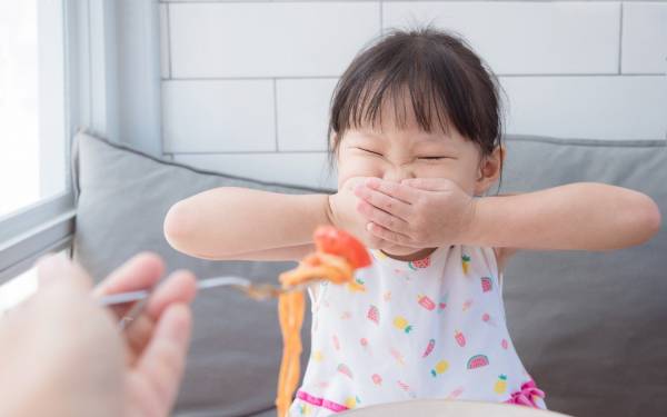 Trẻ biếng ăn do thiếu kẽm, ba mẹ nên cải thiện như thế nào?