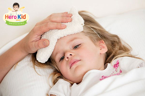 Trẻ bị ốm vặt nhiều có phải do đề kháng kém không?
