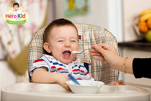 Trẻ bị ốm bỏ ăn phải làm sao? Trẻ bị ốm bỏ ăn phải làm sao?