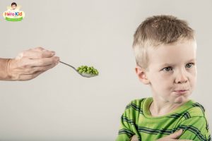 các giai đoạn biếng ăn sinh lý ở trẻ