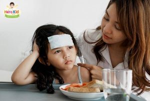 Trẻ bị ốm biếng ăn
